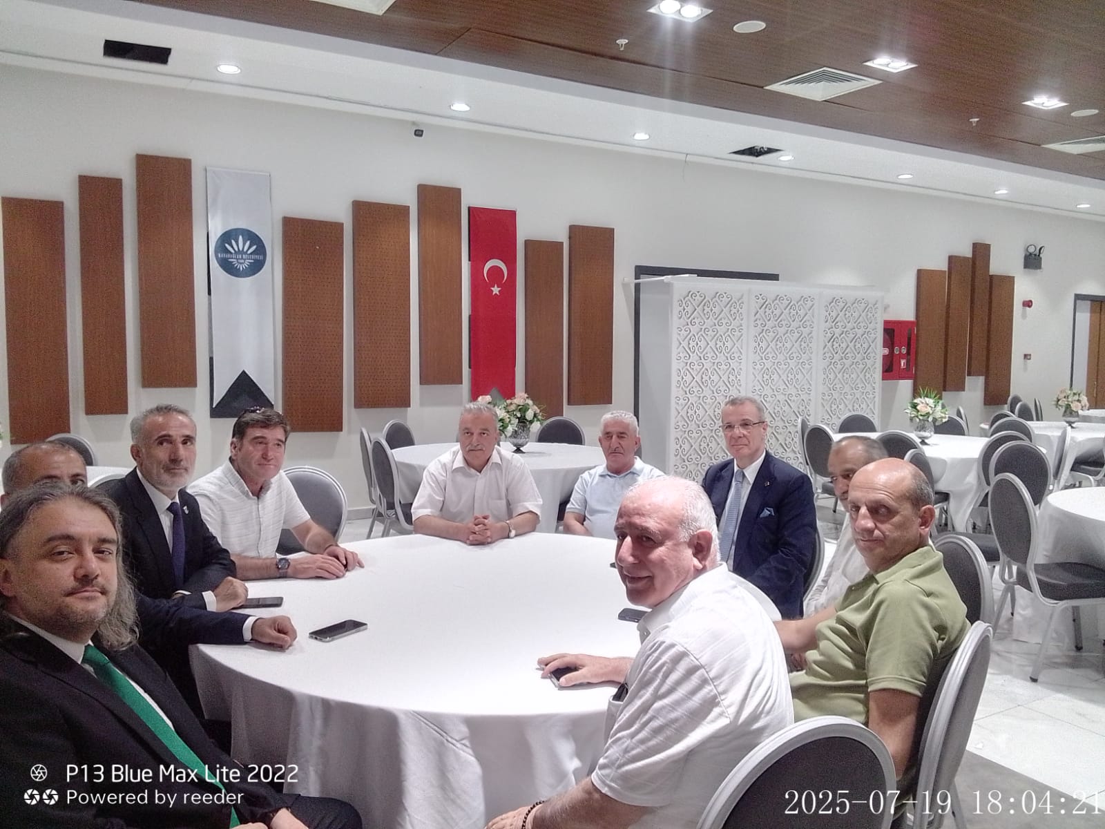 5651f051-d914-4f0d-b7e7-691f66f04913